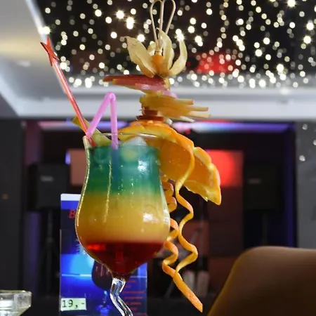 Курортний комплекс Phoenix